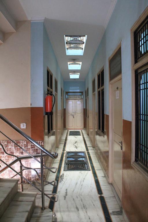 Krishnam Guest House Mathura Zewnętrze zdjęcie